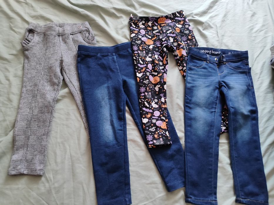 Zestaw ubranek na jesień 98 i 104, strój biedronki i kurtka