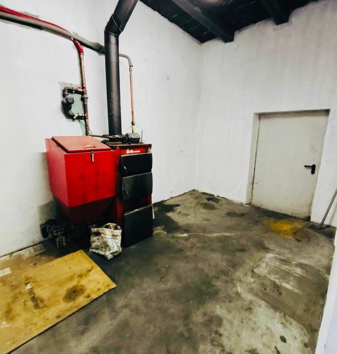 Hala garaż pomieszczenie ok 100m2 w bielawie