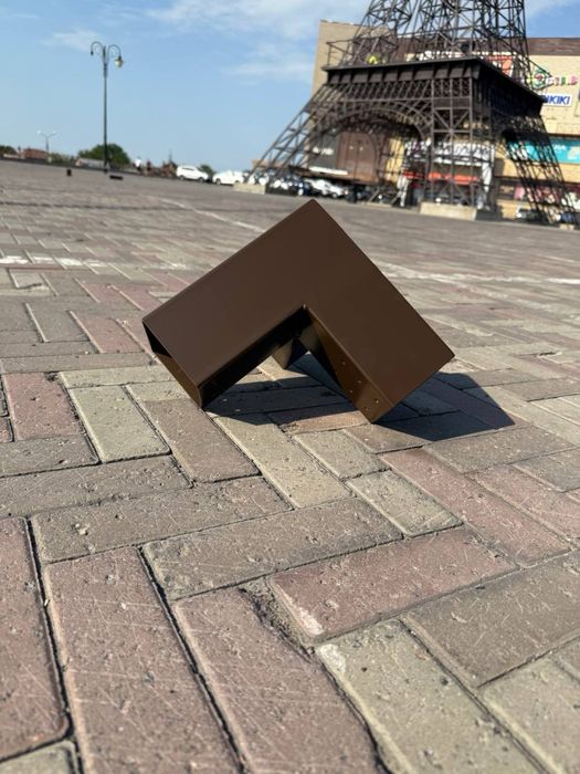 Зʼєднувач кутовий для бруса під кутом 90" градусів