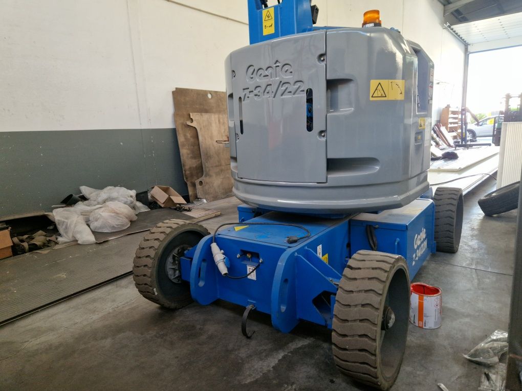 Braço elevador articulado Genie  Z-34/22N