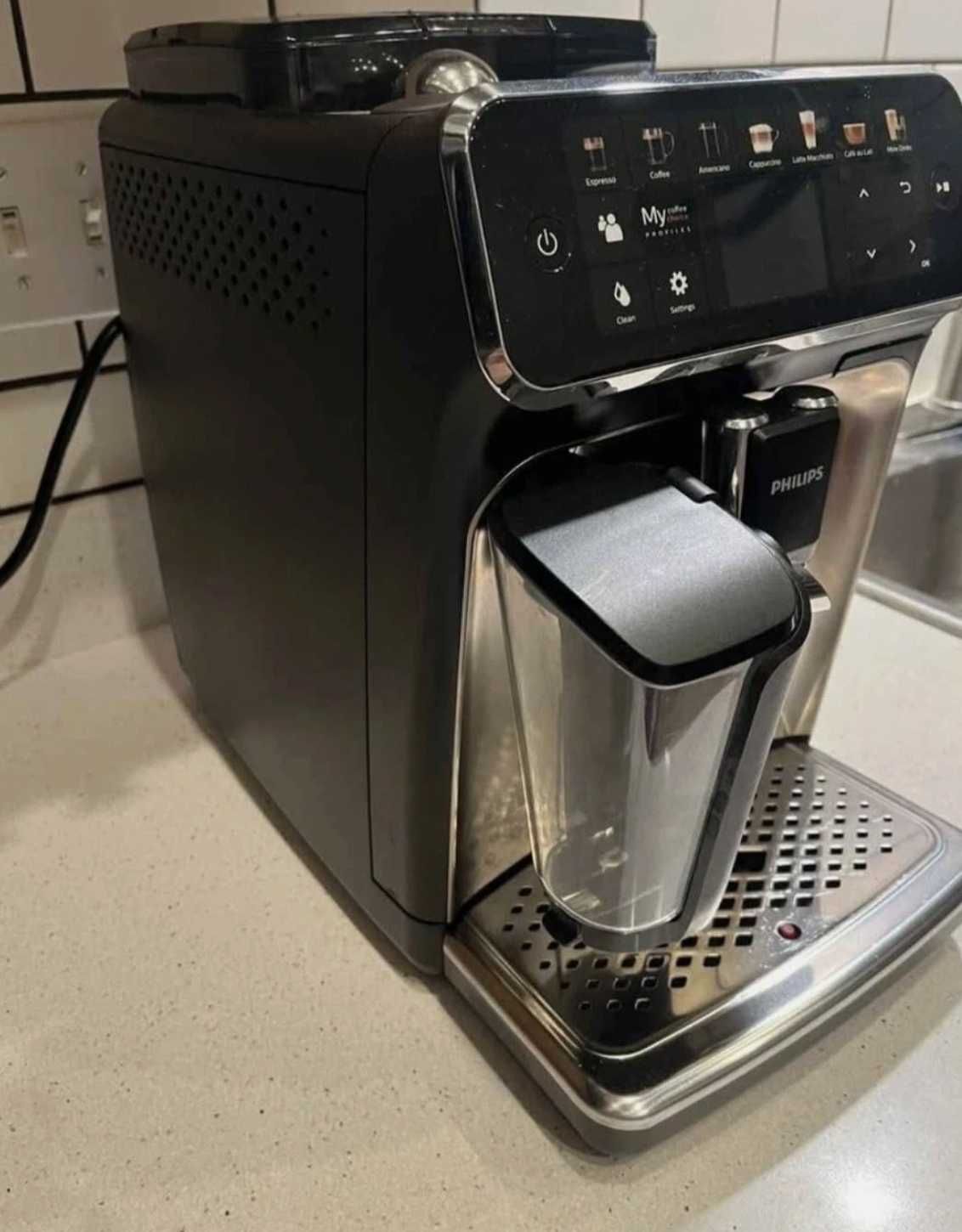 Ekspres do kawy Philips lattego 5400