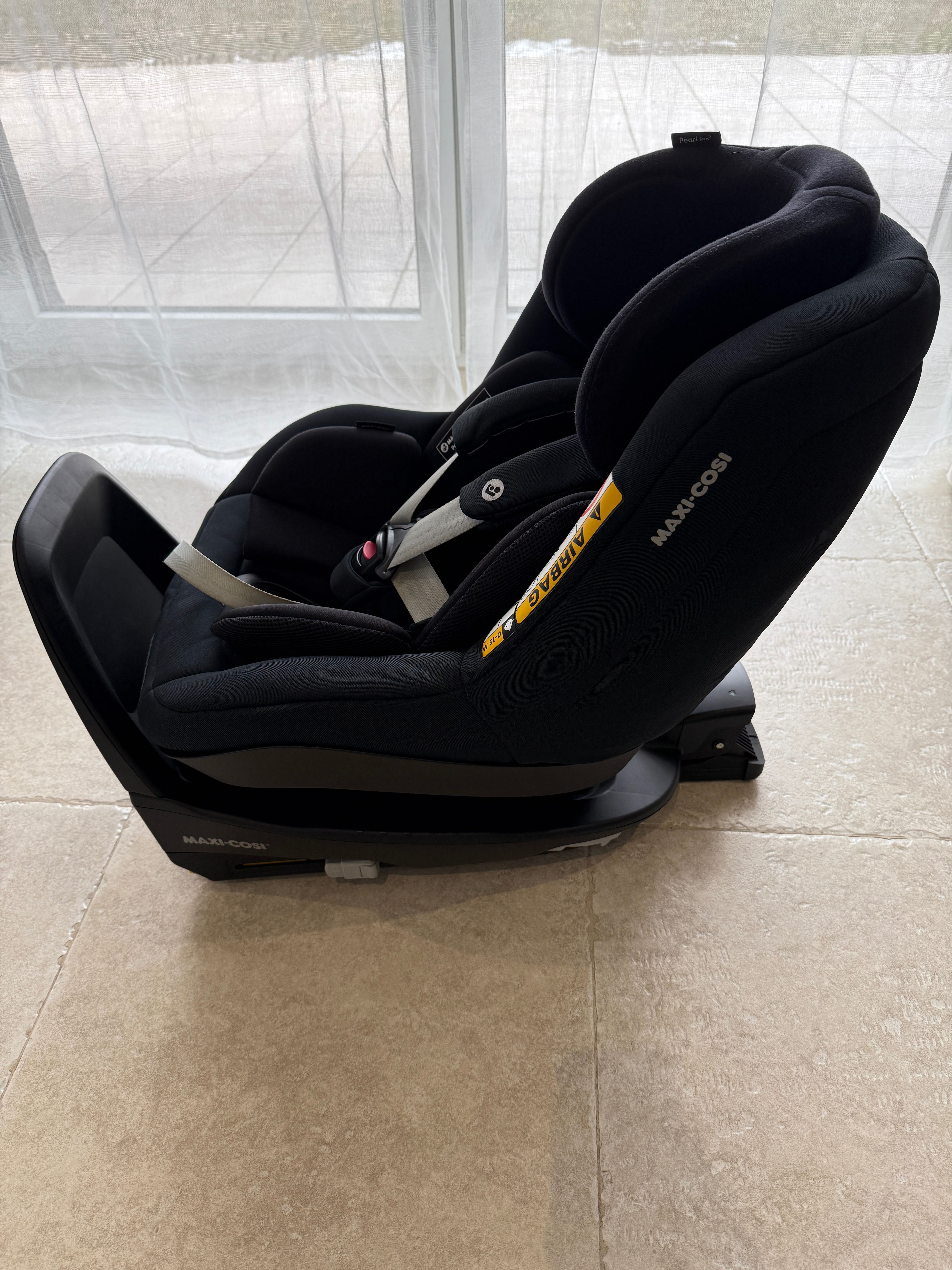 Fotelik samochodowy Maxi-Cosi Pearl Pro2 +baza Family Fix2 0-18kg