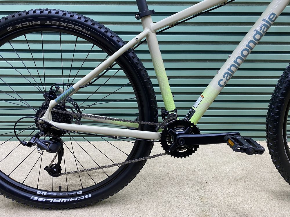 Гірський МТВ М 29 Cannondale Trail Eight 2023 SR Suntour XCE 28 100mm