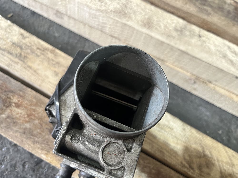 Przeplywomierz BMW E30 E28 BOSCH M10B18 318i 518i
