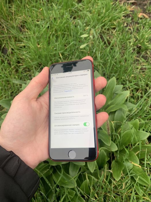 iPhone 8 Product Red 64gb 84%