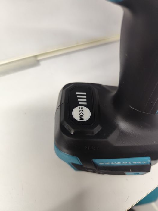 Makita DAS180 безщітковий акумуляторний дуйчик повітродуйка Макіта