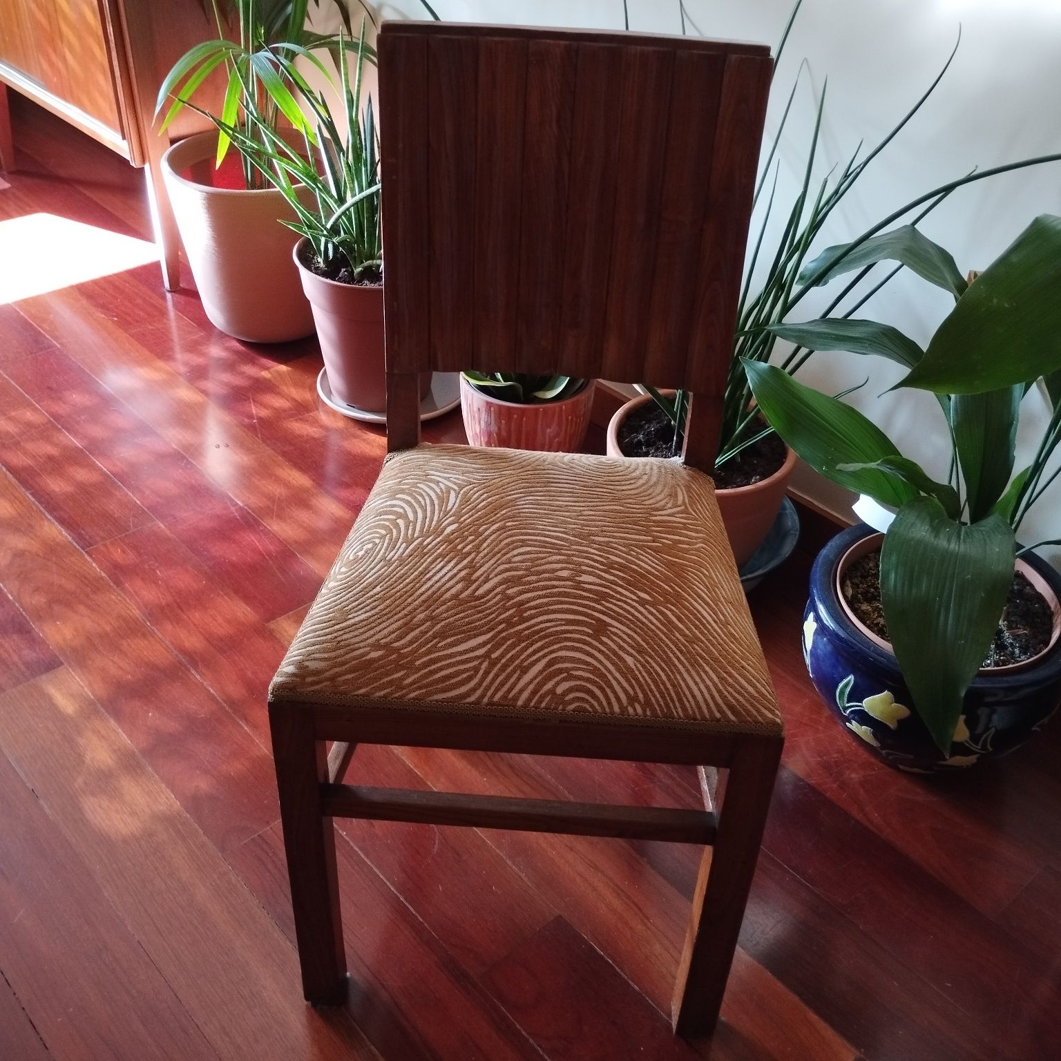 Cadeira antiga anos 60