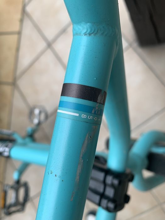 Jasnoniebieski młodzieżowy BMX 20,5