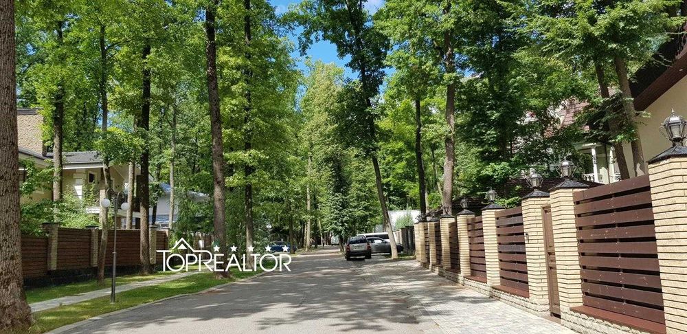 Офис продаж КП Park House предлагает участок 20 сот. в лесопарке