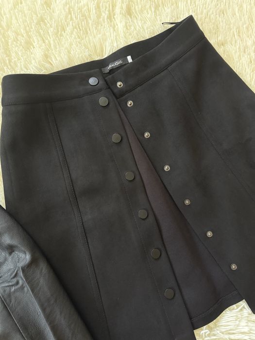 Спідниця міні, одягала декілька разів