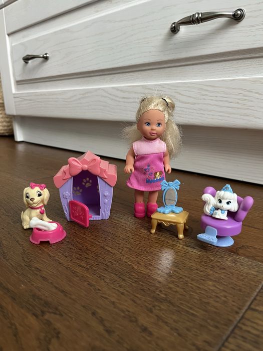 Лялька Барбі, сімʼя, лялька Лол, русалка