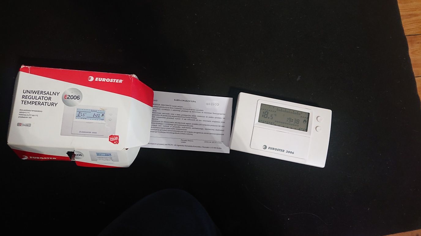 Uniwersalny regulator temperatury