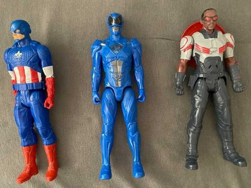 Lote de 14 bonecos Super Herois com 30 cm