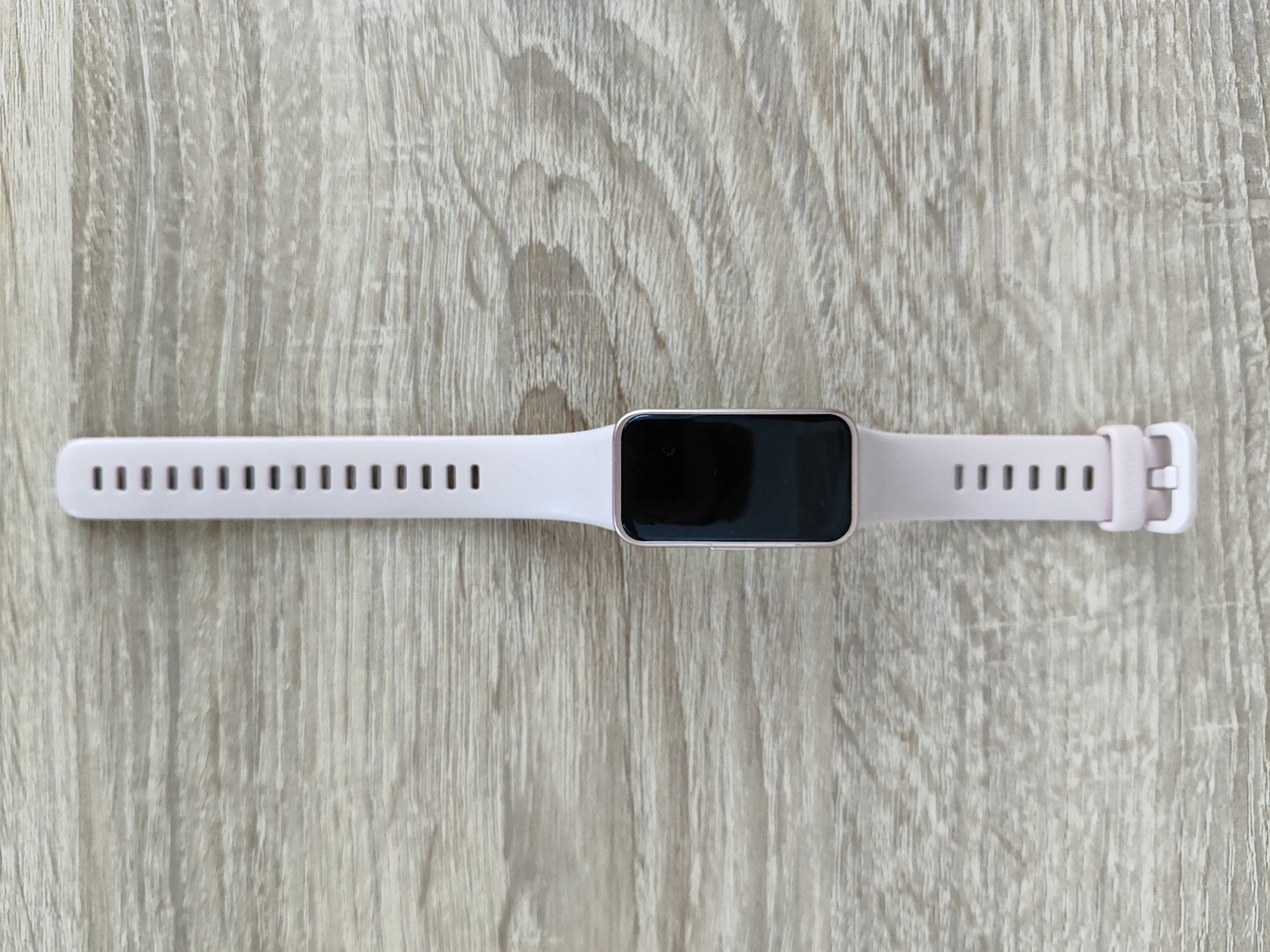 Huawei Band 8 - różowy / czarny