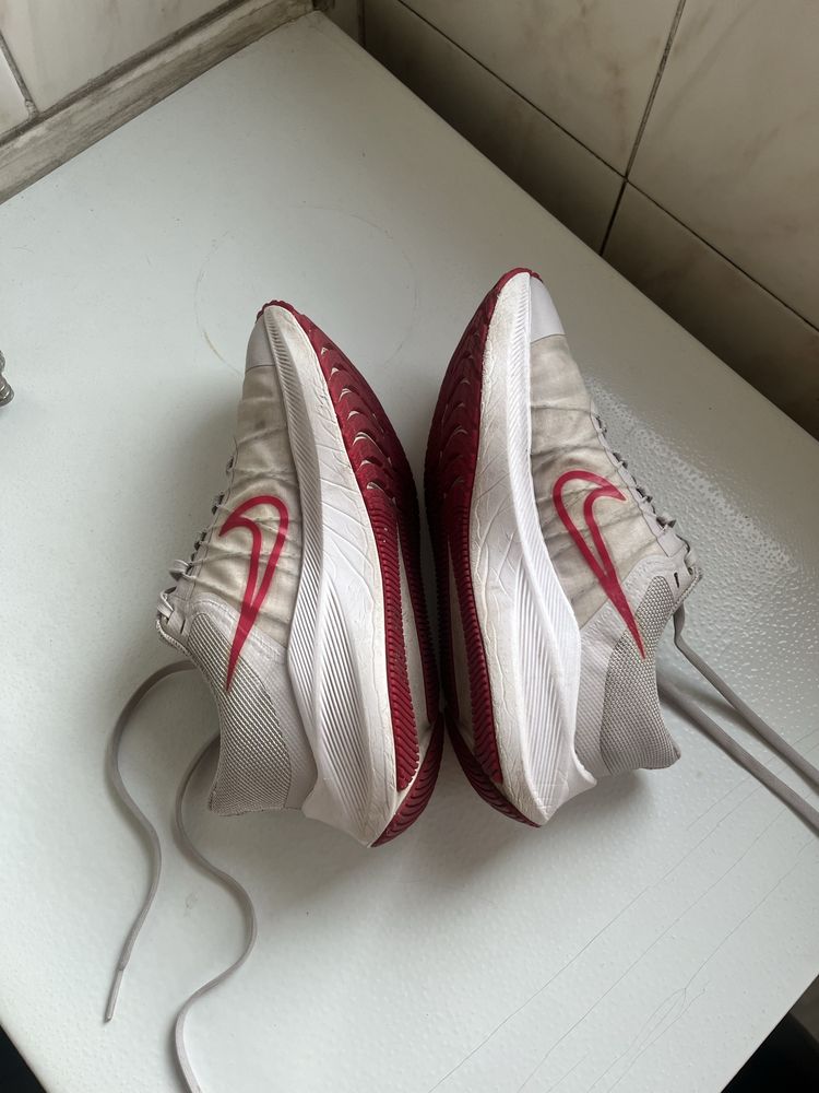 Nike zoom winflo 6453 tamanho 37