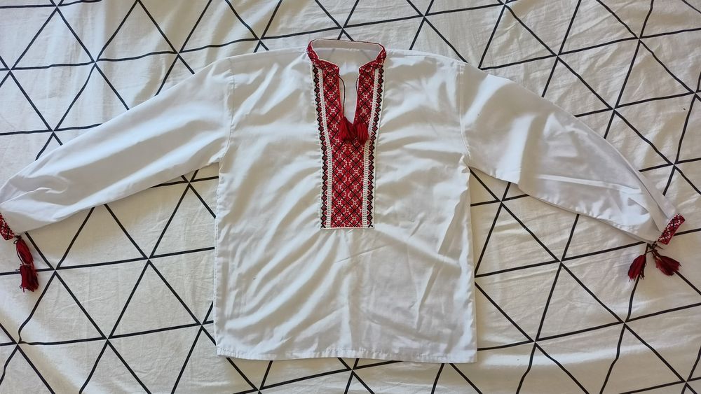 Вишиванка для хлопчика 8-10 років