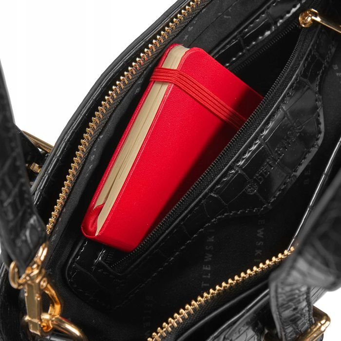 Torebka damska BETLEWSKI Czarna Lakierowana Zwierzęcy Wzór Pasek