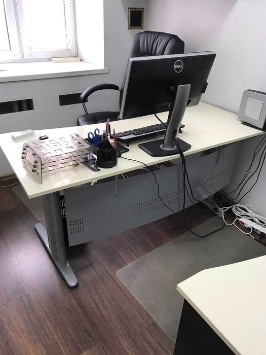 ОПТОМ СТОЛИ преміум з металевим фасадом та інші меблі