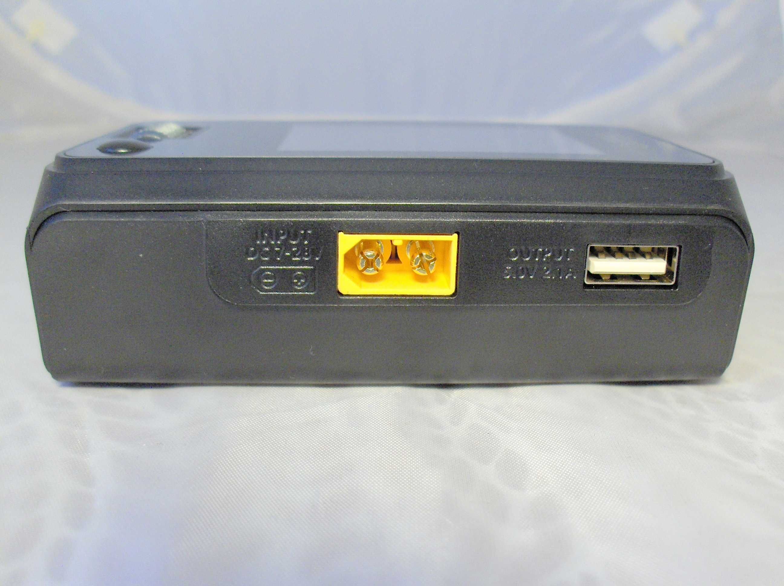 Ładowarka ToolkitRC M6D
