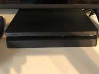 Konsola PlayStation 4 + Pad + Gra