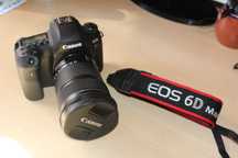 Canon 6D Mark II + 24-105 IS SMT + 2 Baterias + Carregador.