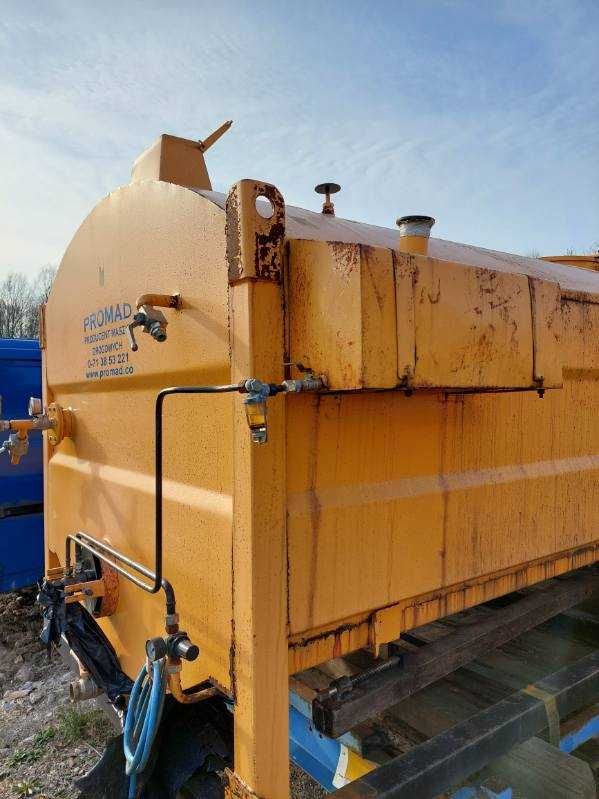Skrapiarka asfaltu emulsji asfaltowej PROMAD 4000l