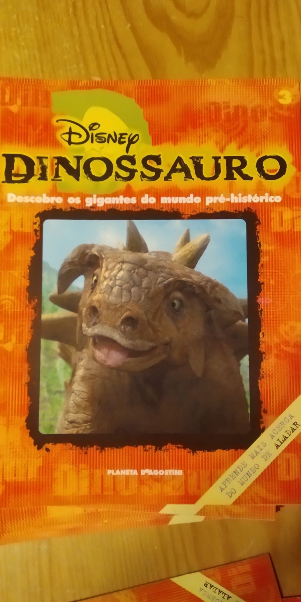 Coleção Disney Dinossauro em fascículos
