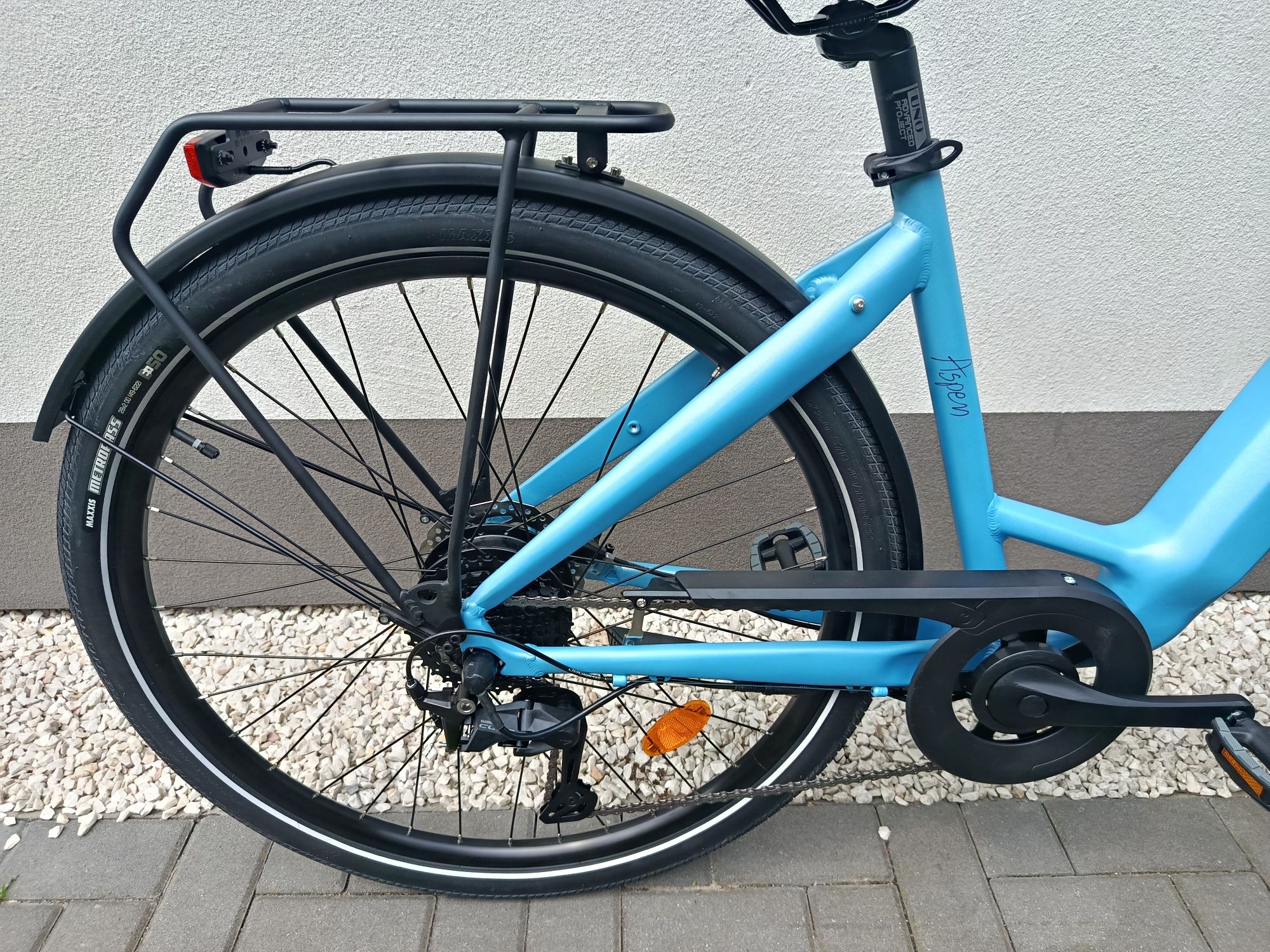 E-bike Kands Aspen 28 błękitny mat 18 250W 14Ah Cues 1x9 nowy sklep