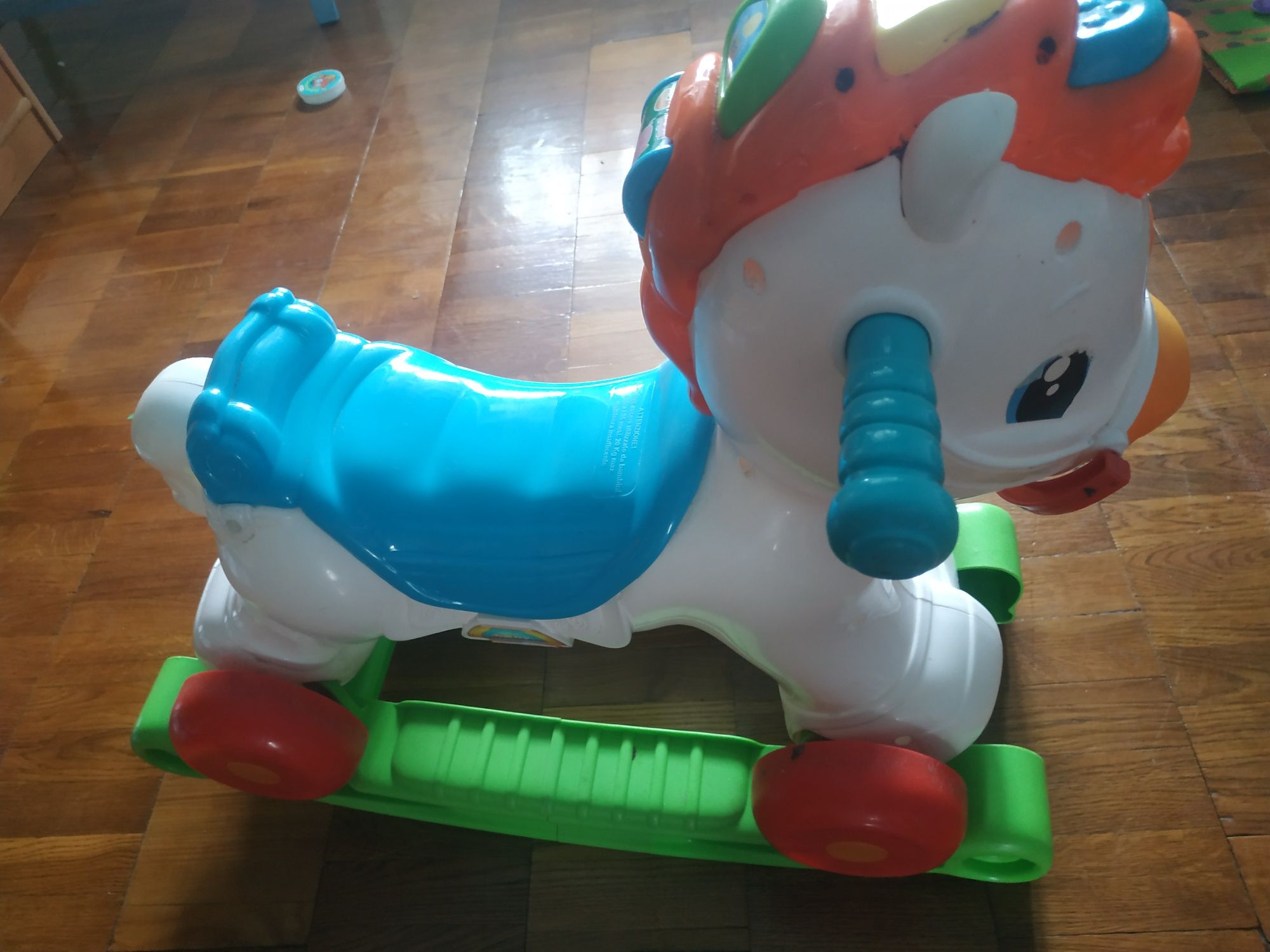 Лошадка каталка Chicco