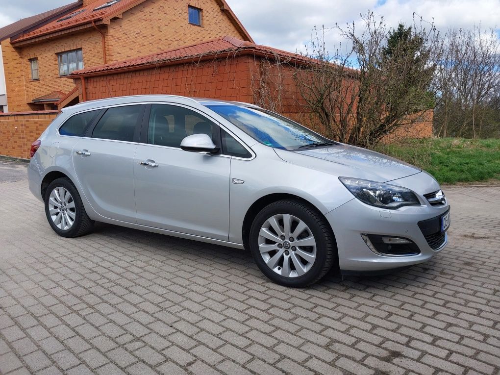 OPEL Astra J 2.0 CDTI