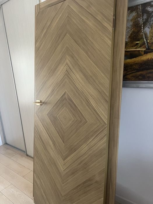 Drzwi 80 Prawe z oscieznicą bexprzylgowa Nowe