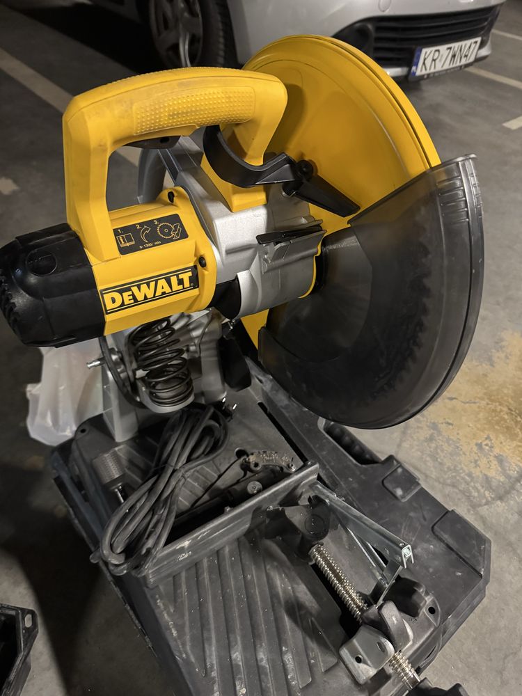 Piła do metalu Dewalt DW872