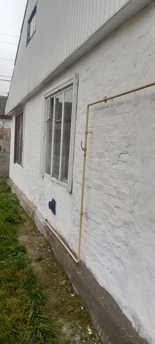 Оренда 1/2 в центрі міста.