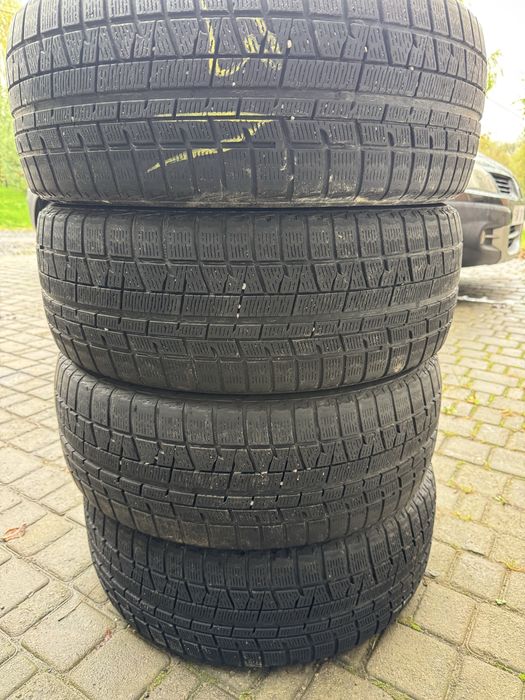 Резина 215/55/R17