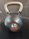 Kettlebell ogumowany ZIVA 40 kg - wyprzedaż magazynowa, nowa cena!