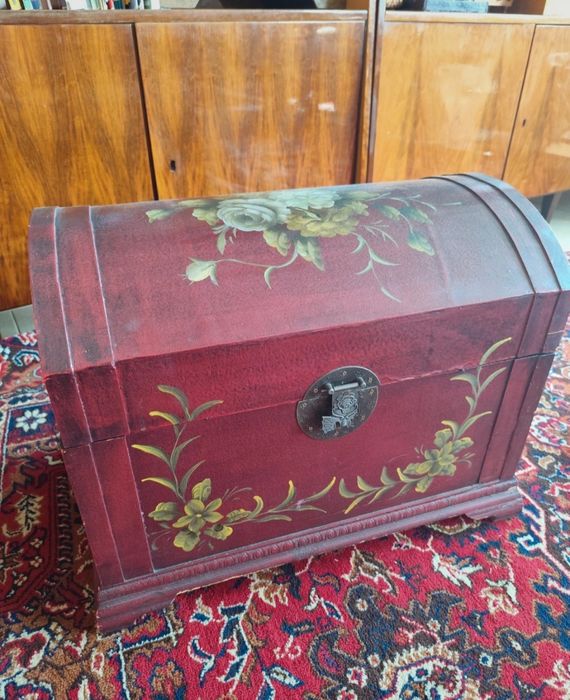 Vintage skrzynia kufer drewniany