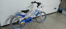 Bicicleta rigorosamente nova