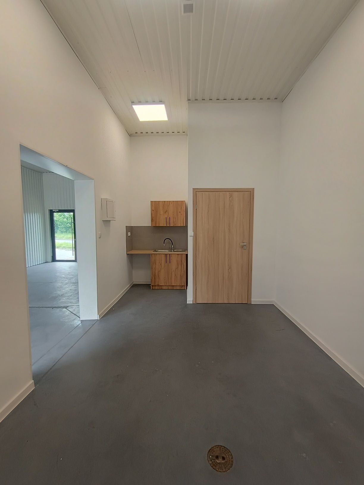 Wynajmę lokal pod autodetailing, auto spa, czyszczenie tapicerki