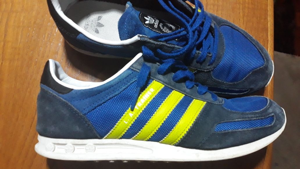 Sapatilhas Adidas, óptimo estado.