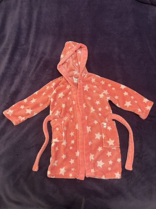 Szlafrok dziewczęcy w gwiazdki