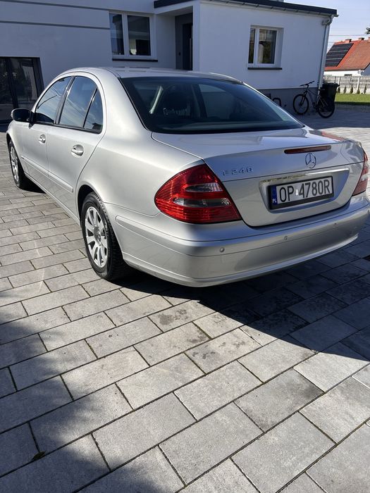 Mercedes w211 e240 benzyna prywatny