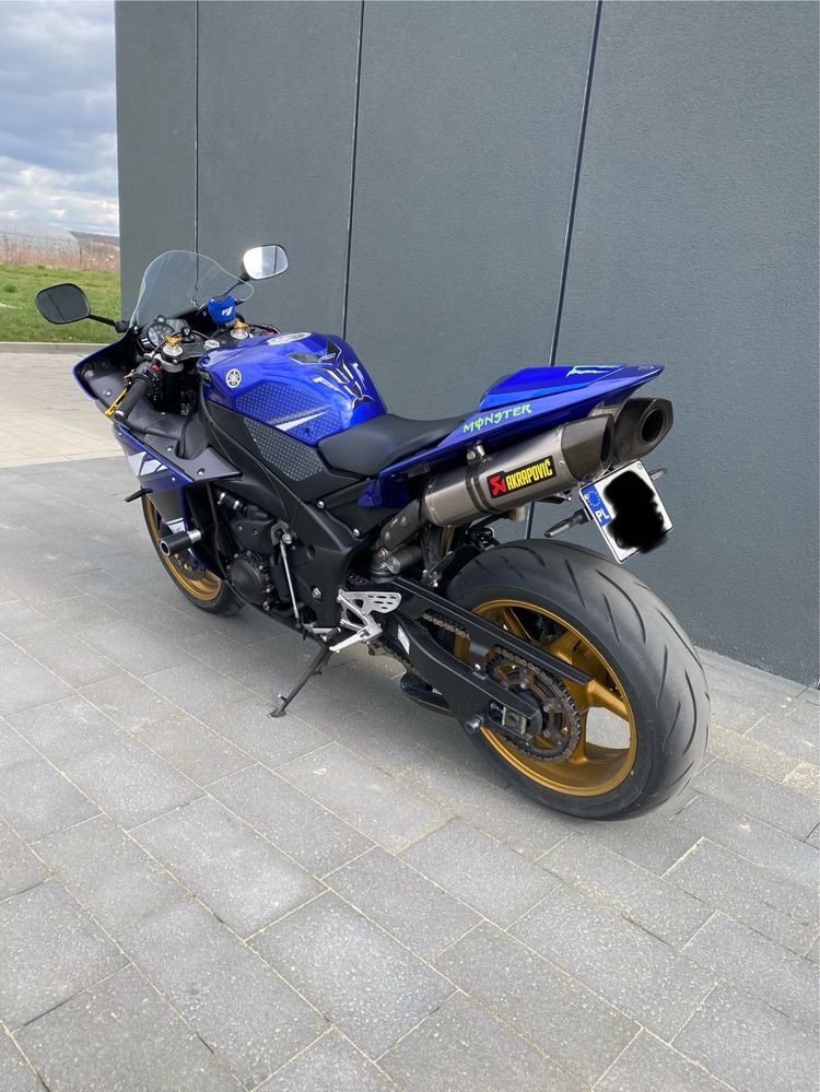 Yamaha R1 RN22 2009r Akrapovič*Nowe opony*Led*Piekna