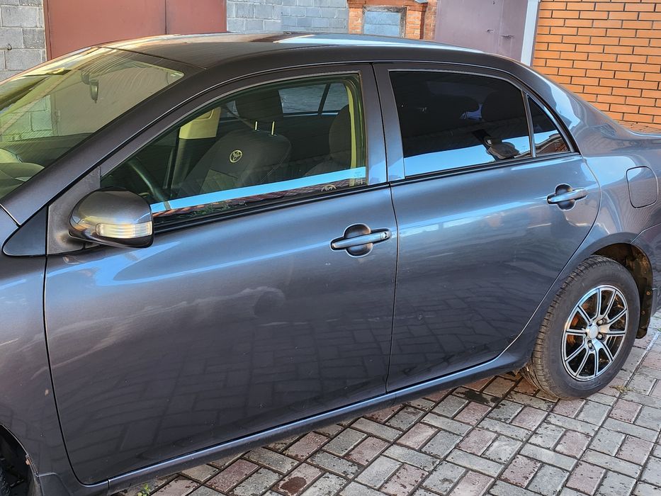 Продам автомобіль Toyota Corola