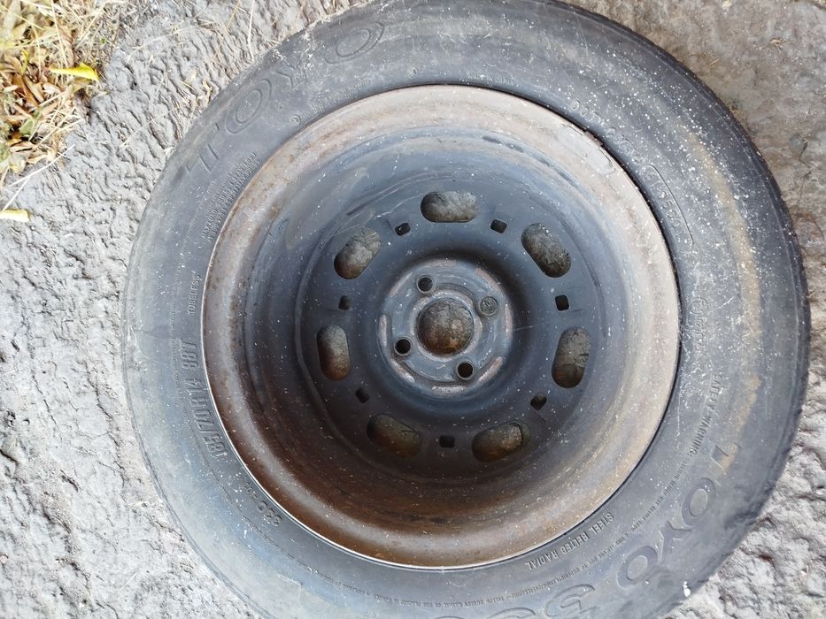 Запасне колесо r14 VW Passat b3.
