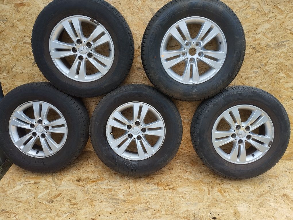 Koła Felgi Kia R16 215/70 67.1 5x114.4 5 sztuk felg
