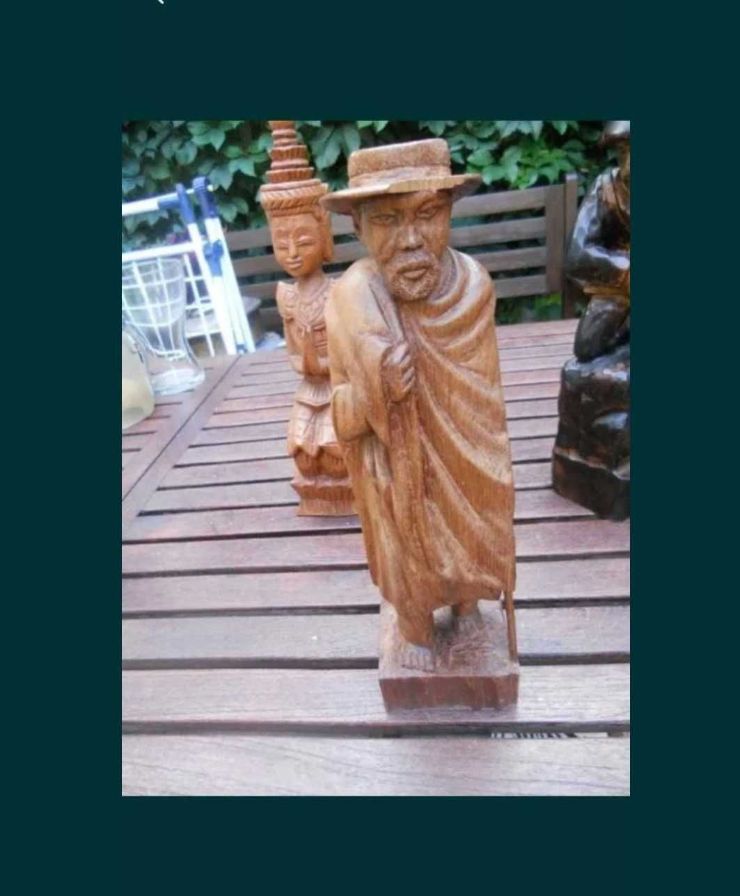Stara drewniana figurka