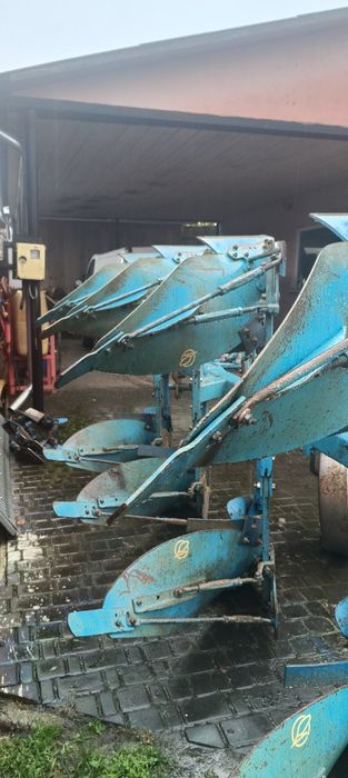 Продам плуг Lemken opal 110