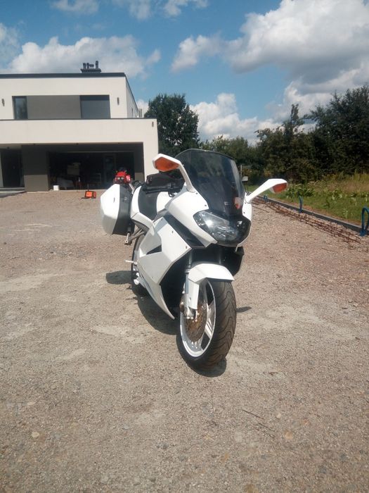 Aprilia RST 1000 Futura,Rsv, Caponord, Falco, Tuono, Zamiana