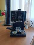 Ekspres ciśnieniowy do kawy DeLonghi