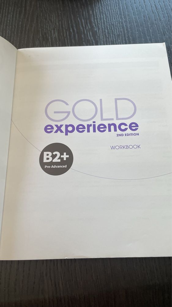Gold Experience B2+ student’s book Pearson